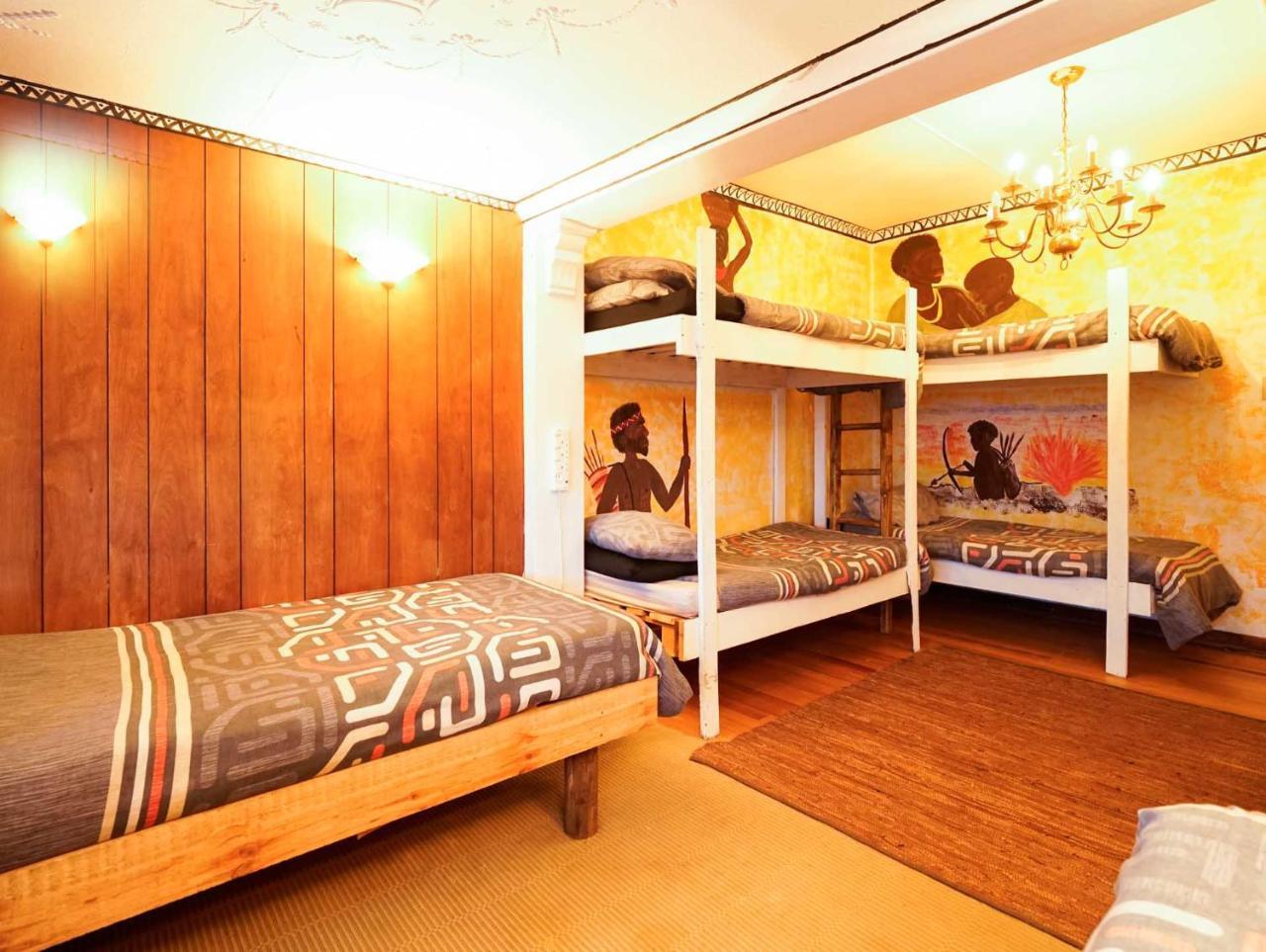 Khululekani - Durban Rasta Hide Out Backpackers מראה חיצוני תמונה